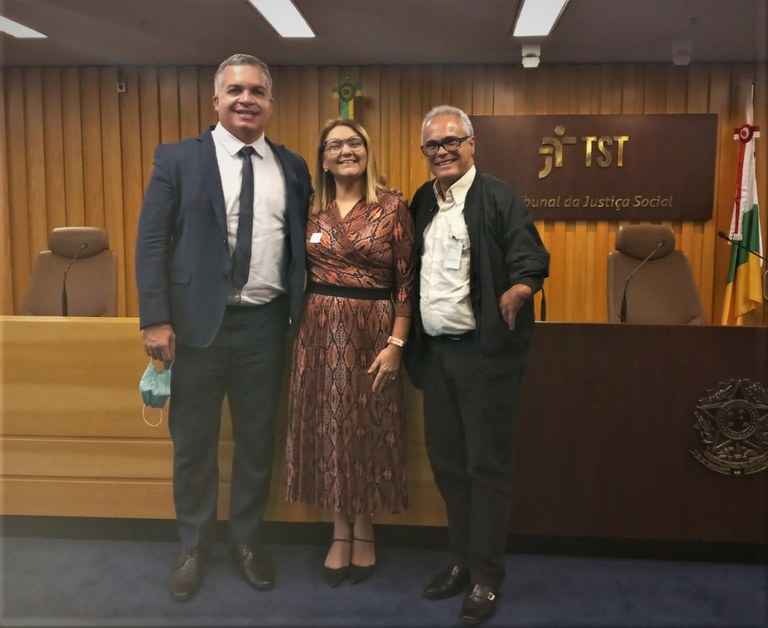 evento TST_trio.jpeg evento TST_trio.jpeg
