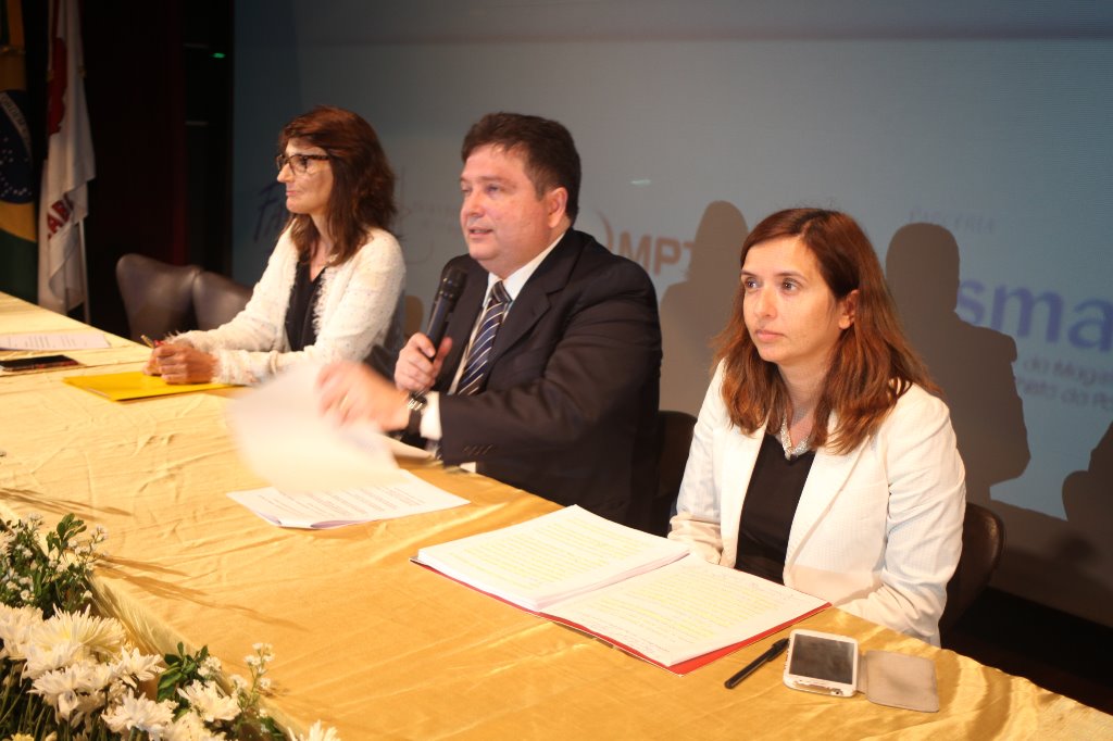 EJud-congresso internacional (8).JPG