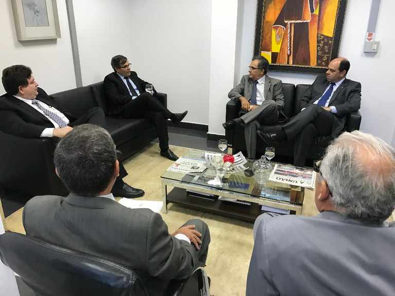 Visita ao TJ (7).JPG