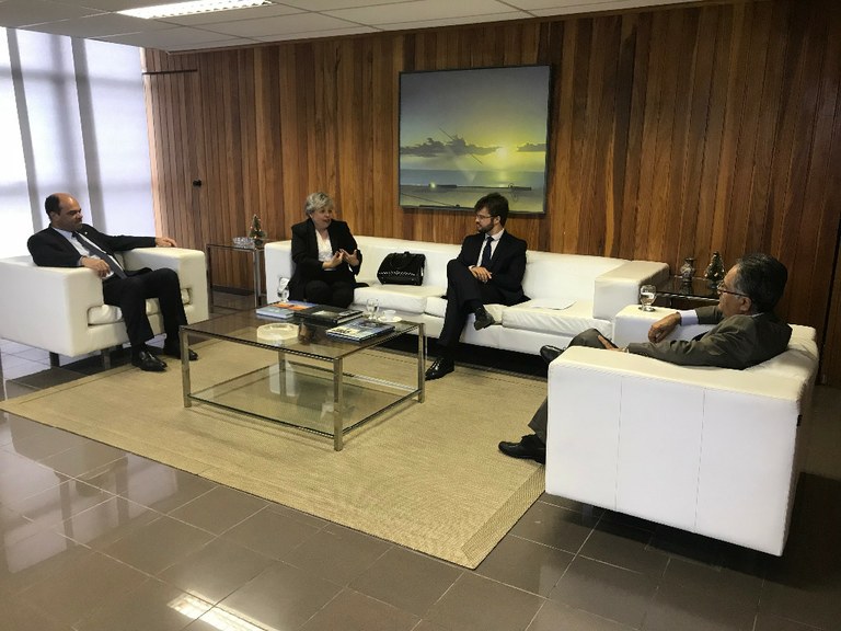 Visita-pres. TRT21 (1).JPG