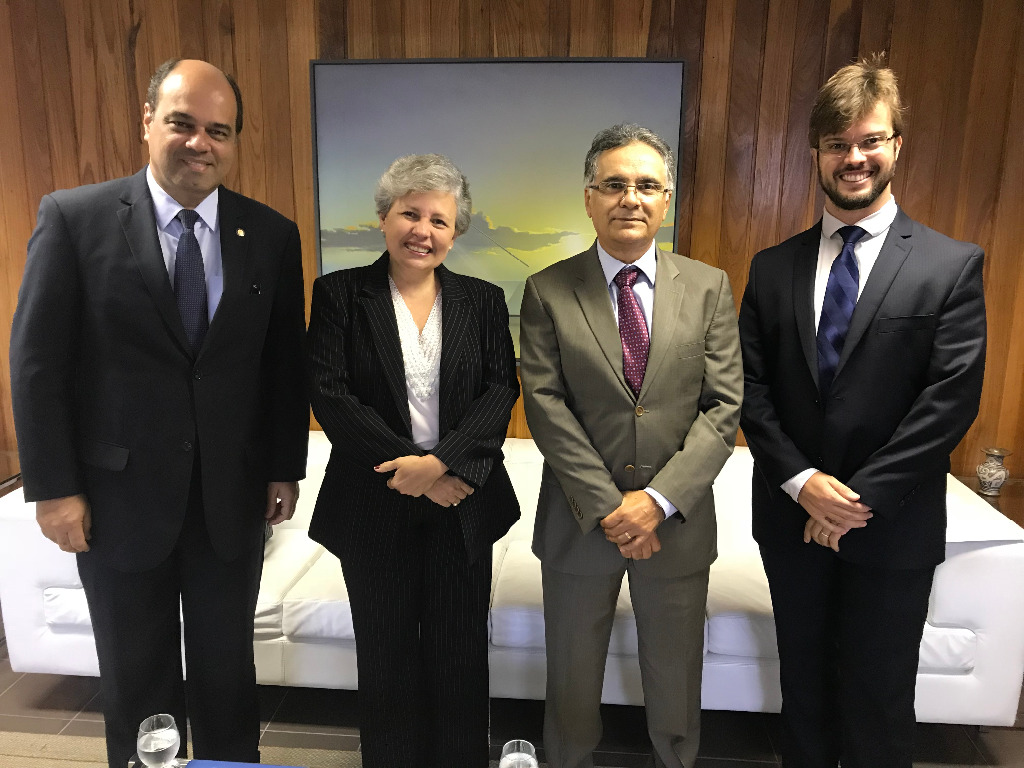 Visita-pres. TRT21 (3).JPG