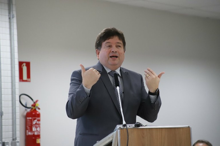 Livro Adriano Dantas (2).JPG