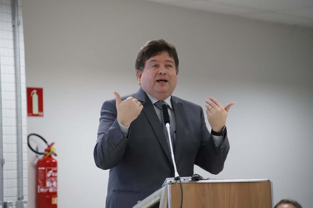 Livro Adriano Dantas (2).JPG