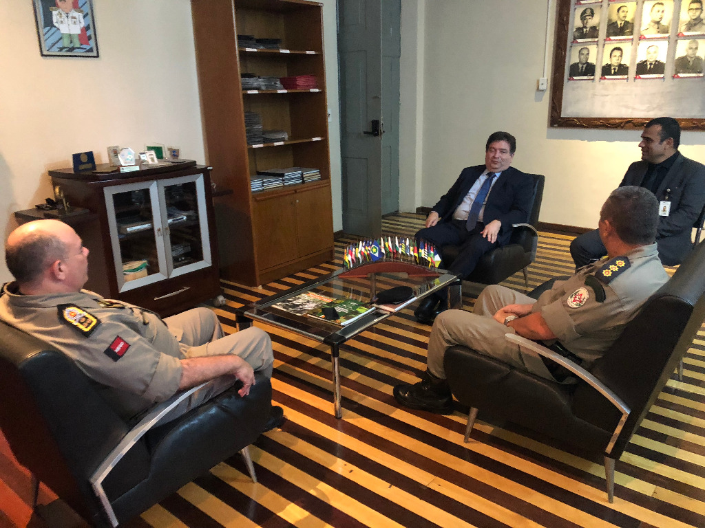 Visita ao comando da PM (4).JPG