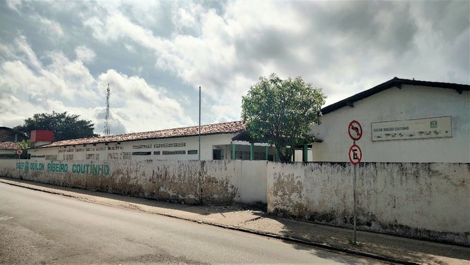 Escola Odilon Ribeiro Coutinho.jpeg