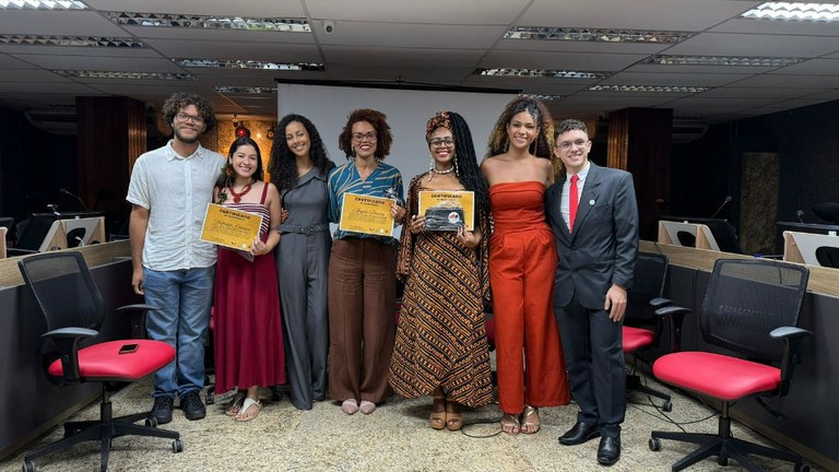 oficina letramento antiracista e antimachista (4).jpeg