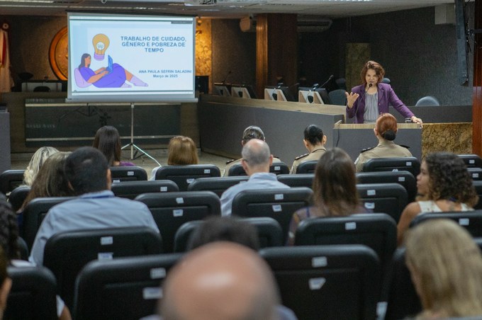 Evento Trabalho de Cuidado-2.jpg