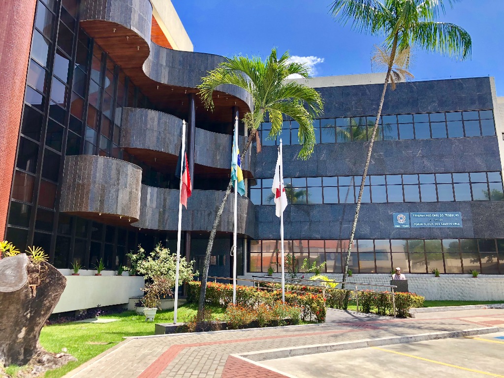 fachada bandeira.jpg