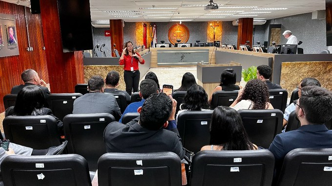 Visita estudantes Direito.JPG