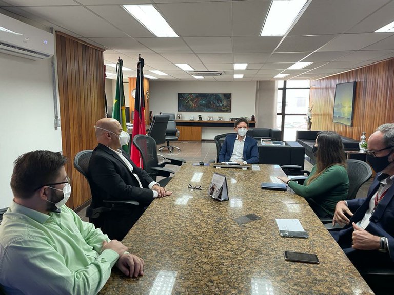 reunião lançamento projetos.jpeg