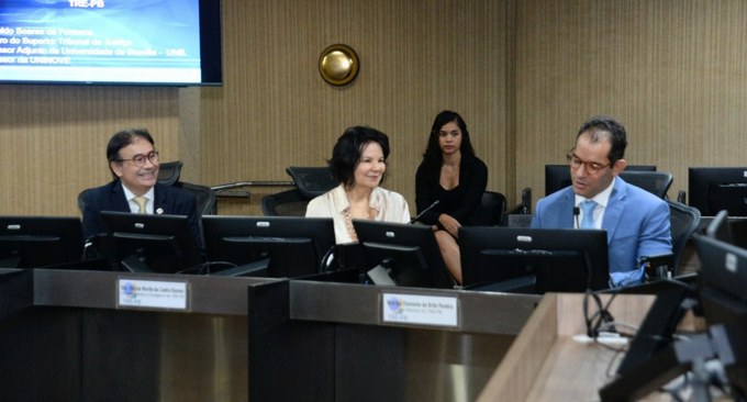 Dra Herminegilda evento TRE (1).jpeg