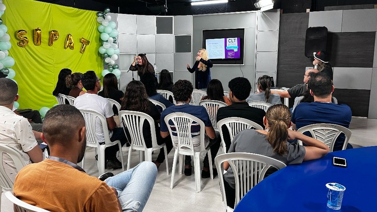 Palestra e teatro SIPAT Sistema Correio (2).JPG