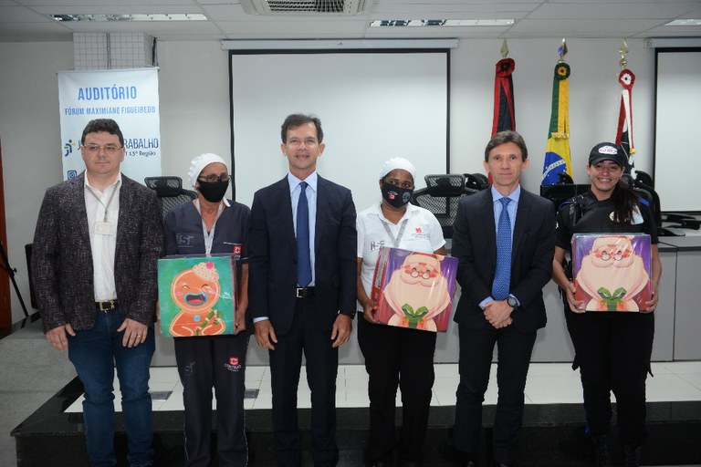 Entrega Cestas.JPG