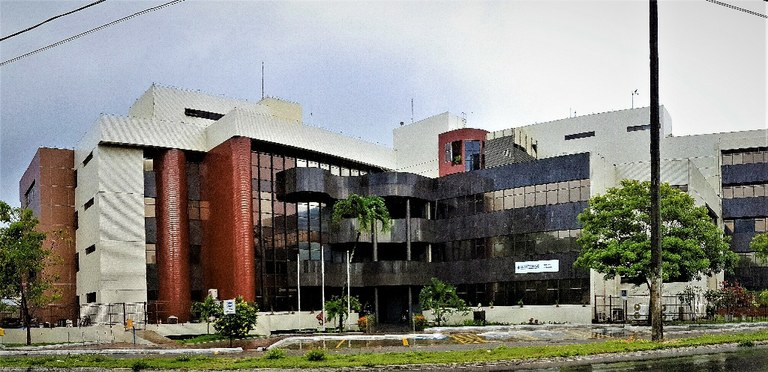 Fachada TRT 13 IPCjus.jpg
