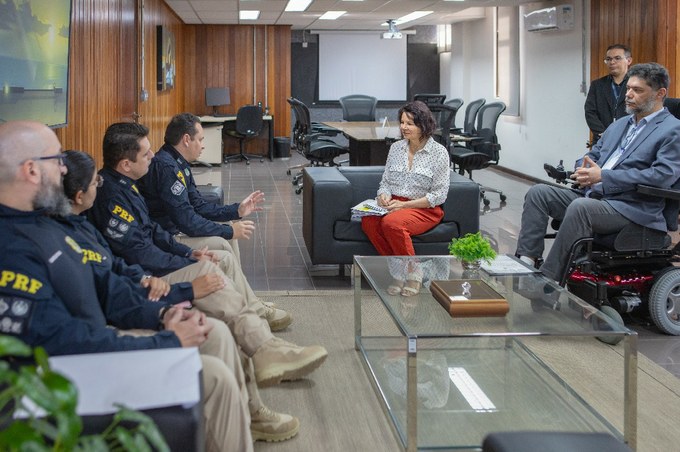 Visita PRF Assinatura Acordo-2.jpg