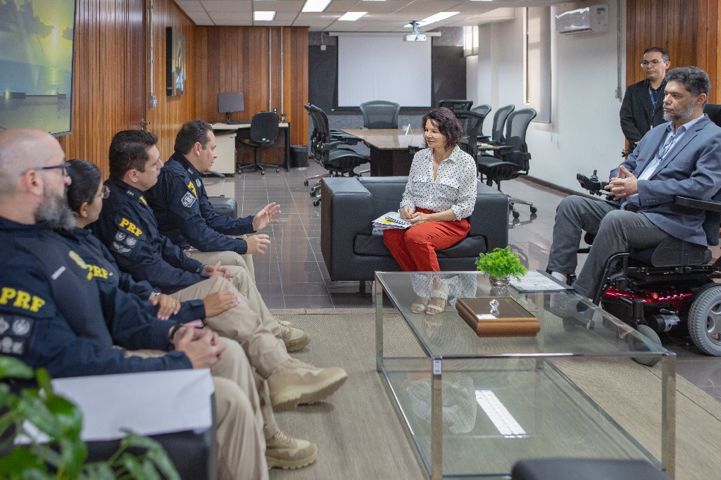 Visita PRF Assinatura Acordo-2.jpg