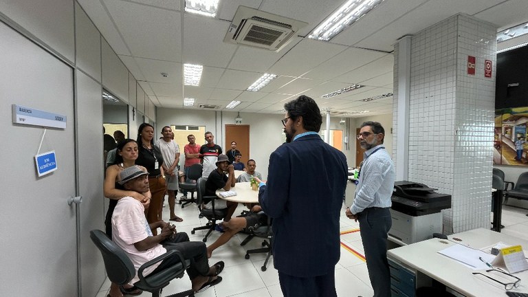 Visita pessoas em situação de rua (5).JPG