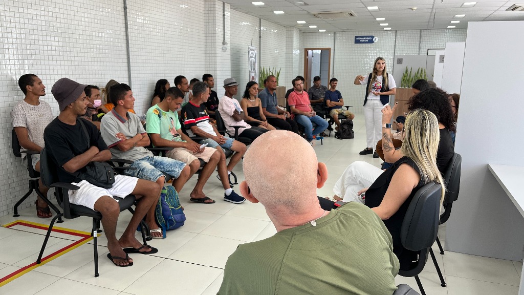 Visita pessoas em situação de rua (7).JPG