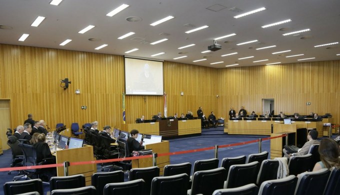 Pleno 24-2.jpg