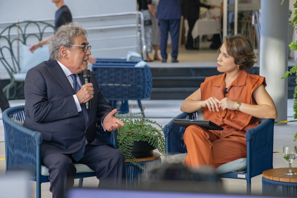 Entrevista ministro Aloysio.jpg